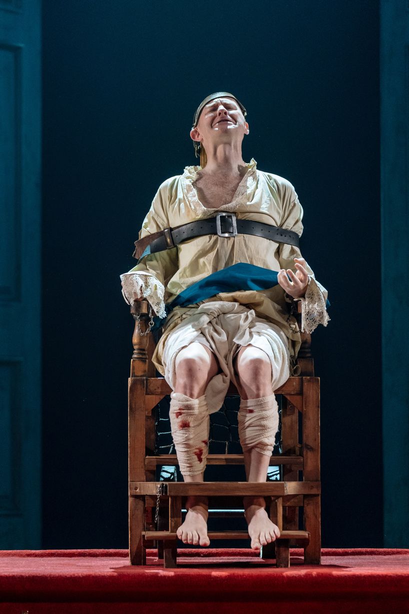 0_The-Madness-of-George-III-November-2018-P-Nottingham-Playhouse-31